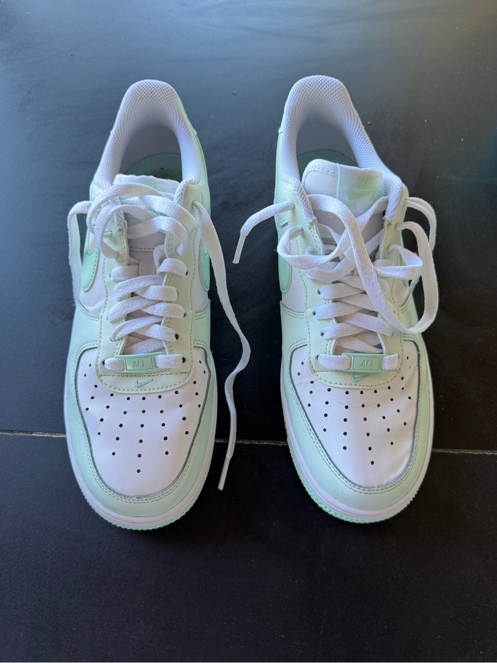 Nike Men’s Air Force 1 Sneakers - White & Mint Green